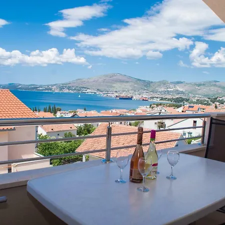 Anastasia * Trogir
