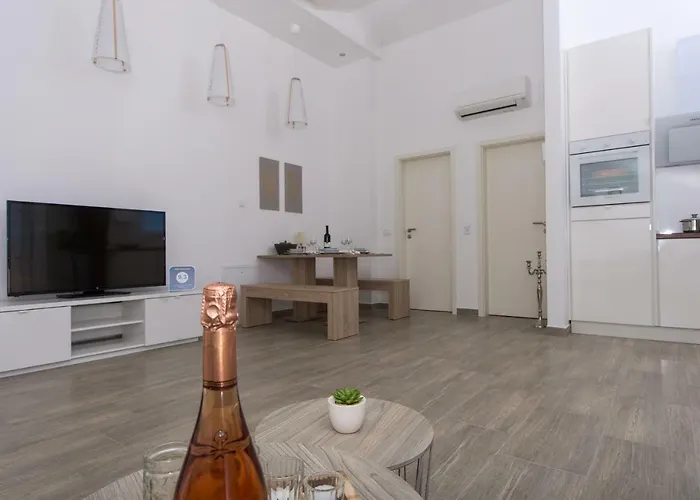 Anastasia Lejlighed *